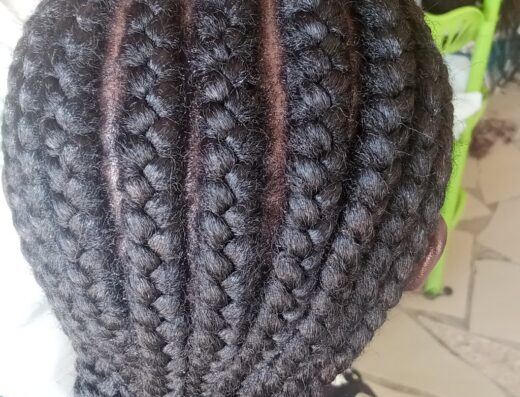 ANIKA BEAUTY SALON