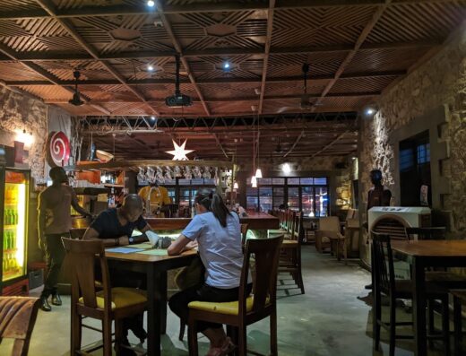 Notos Lounge Bar & Grill